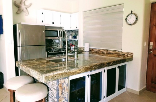 Cabo Bello Condo | REMODELED UNOBSTRUCTED OCEANVIEW GROUND FLOOR 1 BEDROOM All US/CA TV CHANNELS