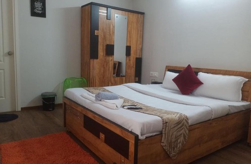 Sarkhej House | Remsons Service Apartment & Corporate Stay