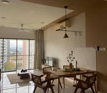 Bukit Jelutong Apartment | Renai Jelutong