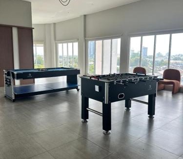 Kampung Lubok Peringgi Apartment | Rening Homestay D'Aman Residence