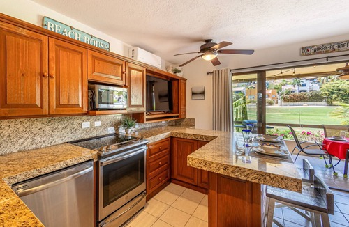 Campo de Golf Fonatur Condo | Renovated | Golf Views | 3 Pools | Near Beach