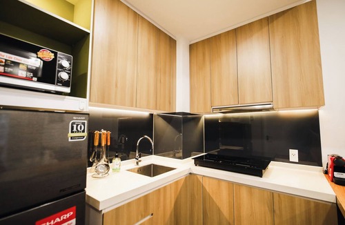 Tan Binh Apartment | Republic Plaza TSN Airport Emily in Town