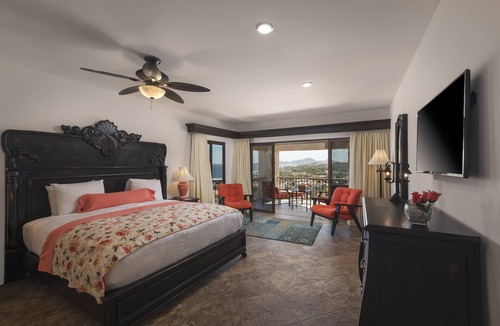 Cabo San Lucas Villa | Residential Home with Private Pool, Hot Tub, Butler, Outdoor Bar and BBQ.