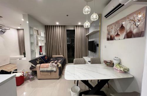 District 9 Apartment | Resort ori , S10 03 luxury Vinhomes Grand pard