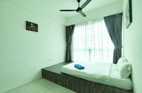 Kampung Sembulan Baru Apartment | reSTARY - Muji, Sutera Avenue Infinity Pool - Imago Opposite - KK City- 2BR,5Pax 来沙旅 木居主题公寓 - 无边际日落海景泳池 - Imago商场对面 - KK市中心 - 2房5人
