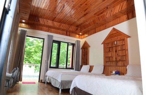 Phong Nha Hotel | Restful River Bungalow