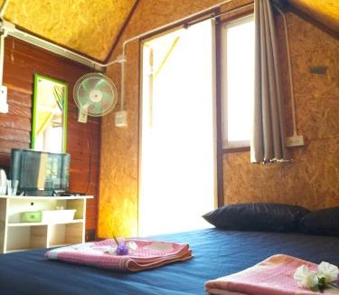 Tha Wang Pha House | Ricefield Homestay มองนาภูคาน่านโฮมสเตย์