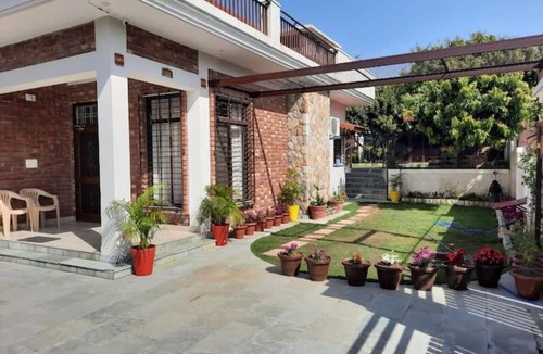 Bullawala Villa | Ridge view cottage