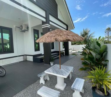 Peringat House | Rihays Palace Homestay Ketereh