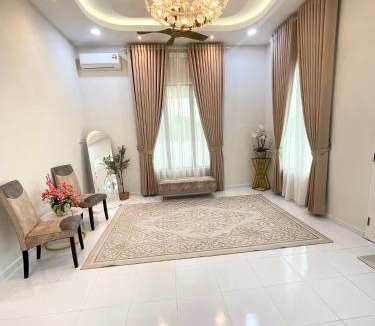 Peringat House | Rihays Palace Homestay Ketereh