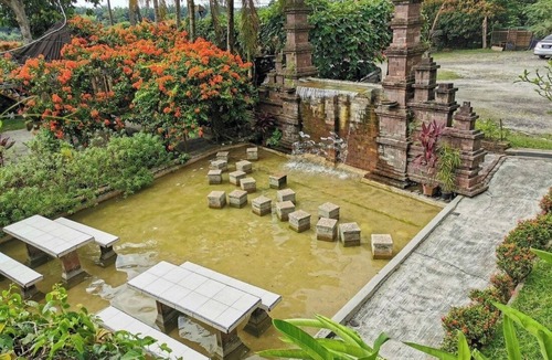Tebrau Hotel | Rina Balinese Resort
