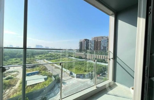 District 7 Apartment | River View | Luxury Living | Prime Location 2b2b