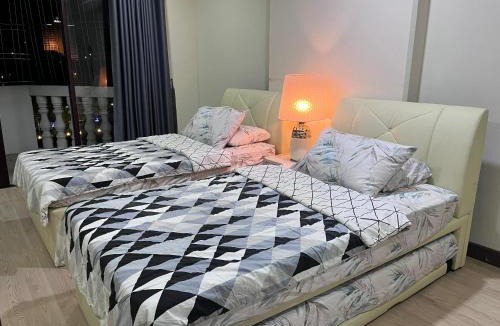 Kampung Surabaya Apartment | Riverbank Suite @ Waterfront KCH