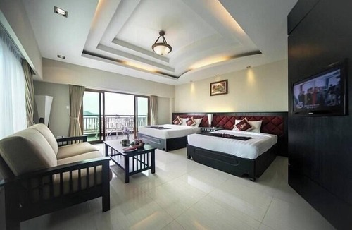 Krong Kaeb Hotel | Rock Royal Hotel & Resort
