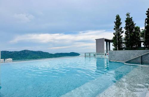 Kampung Sungai Nibong Apartment | Romantic Sea & Penang Bridge View Luxury 2BR