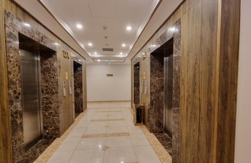 Nhat Tan Apartment | Romantic Studio Apartment with lake view high floor
