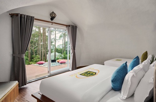 Kampong Seila Resort | Romdoul Kirirom Resort by EHM