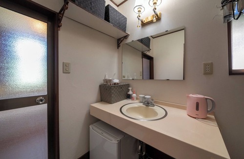 Narita Hotel | Room 103/Narita Chiba