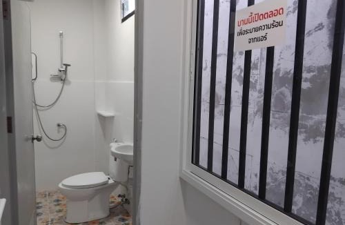 Nai Muang Hostel | room 6 still available for MotoGP