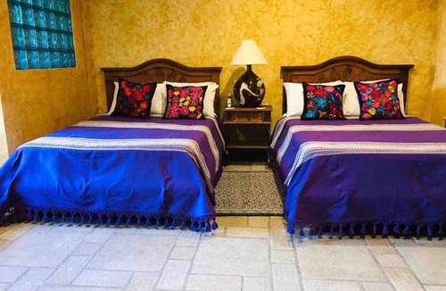 Colonia Maravilla Bed & Breakfast | Room Fiesta/Hacienda Boutique B&B/Spa/Adults Only
