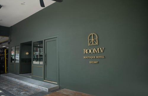 Pegawai Hotel | Room V Jalan Sultanah Near Bus Stop Batu Pahat