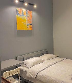 Taman Jubilee House | Roomah En-suite attached-bath R3
