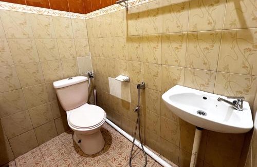 Kampung Bunga Emas House | Roomstay Denai Harummanis