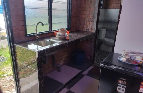 Sungai Buloh Hotel | Roomstay Sg Buloh A