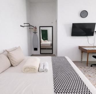 Kampung Telaga Batin House | Roomstay Stadium Gong Badak Sutera Home by Mishkat
