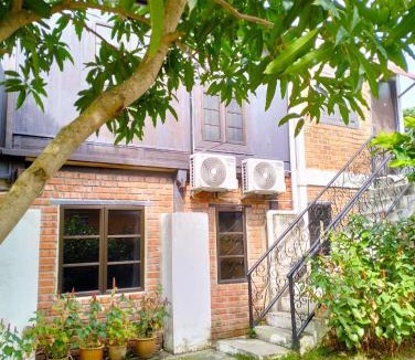 Alor Gajah House | Rose Guest House