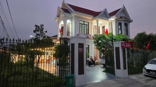 Bo Trach Villa | Rose House - Quảng Bình