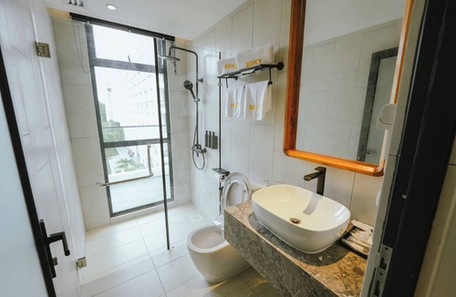 Sematan Hotel | Roxy Beach Resort