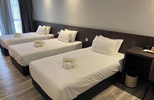 Siniawan Hotel | Roxy Hotel Siniawan