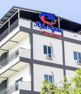 Lubok Buaya Hotel | Royal Agate Beach Resort