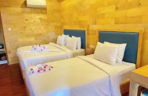 Koh Rong Resort | Royal C Beach Resort