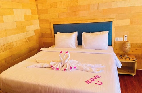 Koh Rong Resort | Royal C Beach Resort