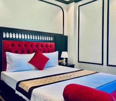 Binh Giang Hotel | Royal Hotel Hải Phòng