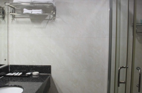 Luang Namtha Hotel | Royal Hotel Luang Namtha ' Huang Ching'