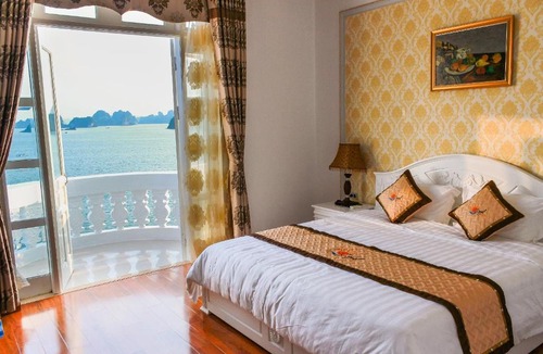 Ha Long Hotel | Royal Hotel