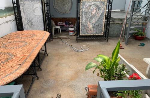 Binh Thanh Bed & Breakfast | Royal Room with airy & spacious balcony