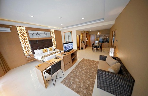Cisarua Resort | Royal Safari Garden Resort and Convention