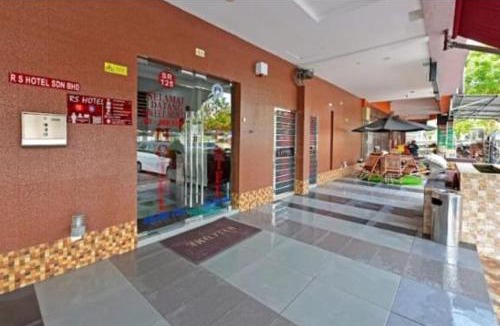 Taman Desa Cemerlang Hotel | RS Hotel