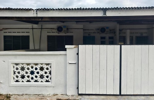 Gambang House | Ruma52 HOMESTAY