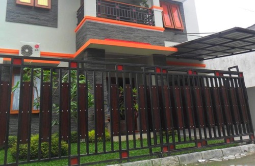 Catur Tunggal House | Rumah 4 Kamar Full Ac Nyaman dekat Ambarukmo plaza