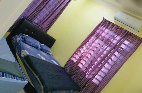 Rambai House | Rumah Kuning Homestay