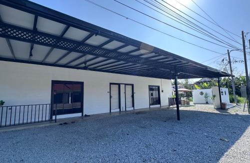 Kampung Maligai House | Rumah Petak Melor