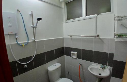 Kampung Ladang Tok Pelam Apartment | Rumah Tetamu Anisof