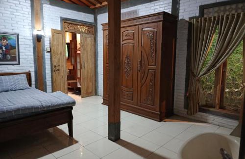 Patuk Bed & Breakfast | Rumpal Cafe dan Vila