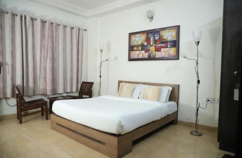 Pitampura Bed & Breakfast | Runway Residency at Pitampura