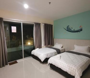 Lumut Apartment | Rustic one bedroom unit for 4pax by Jomy Management